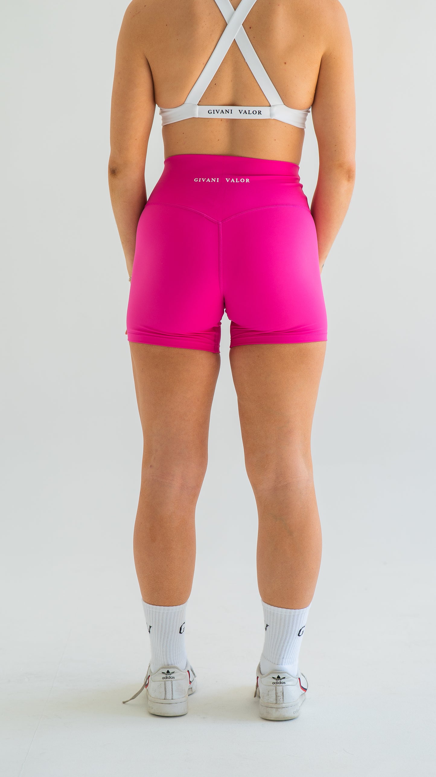 Essential Shorts - Dragon Fruit