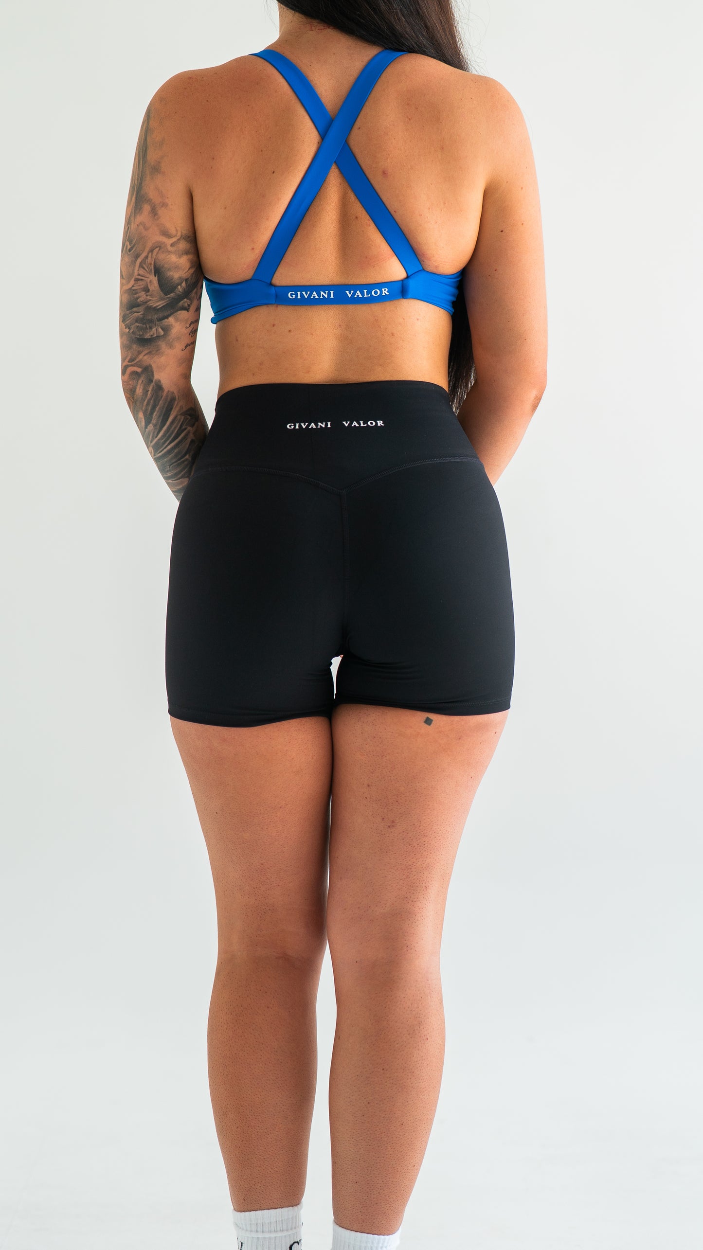 Essential Shorts - Black