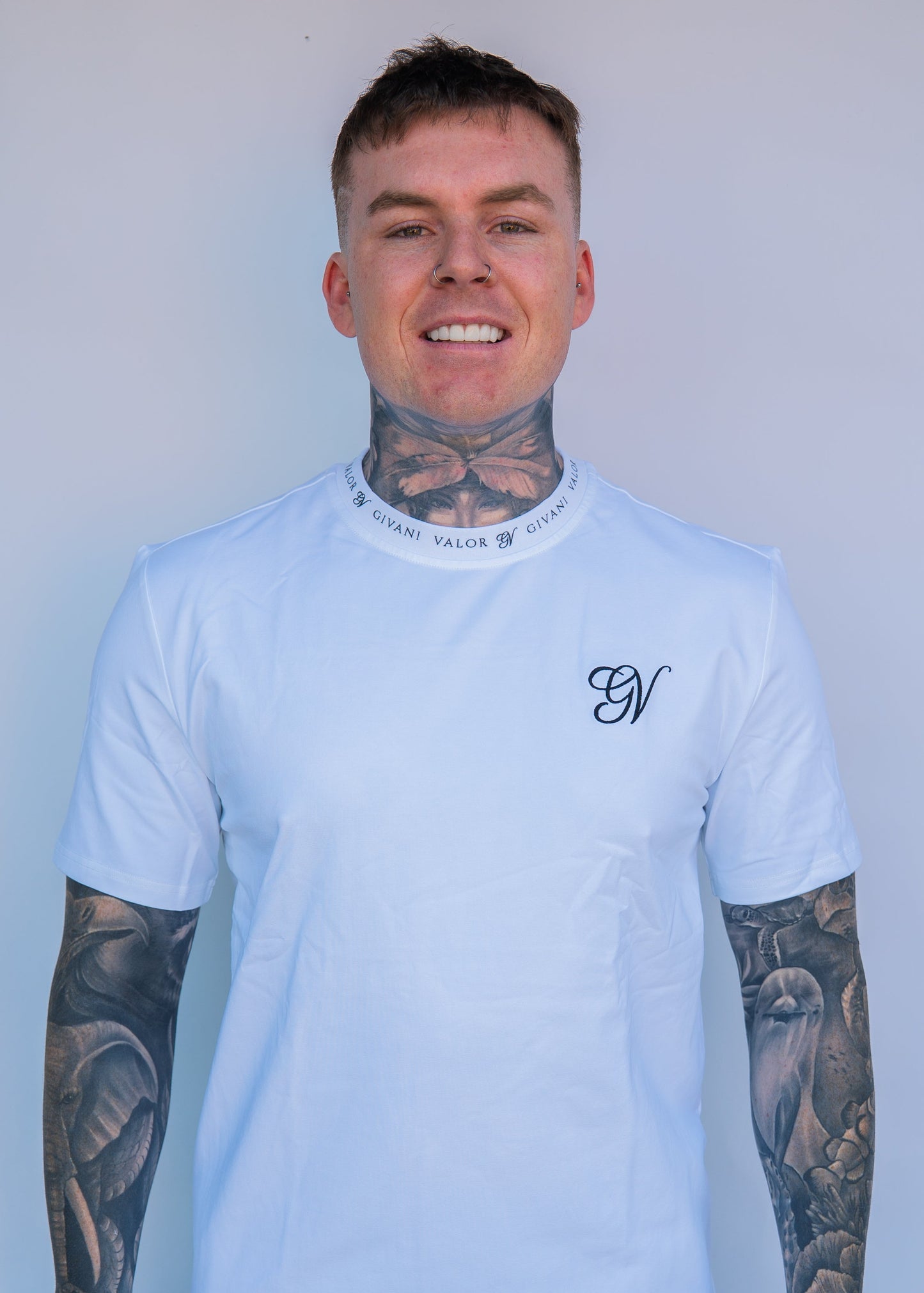 GV collar logo - White/Black